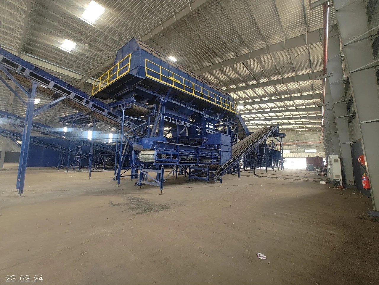 Stationary Trommel Screen - Working View